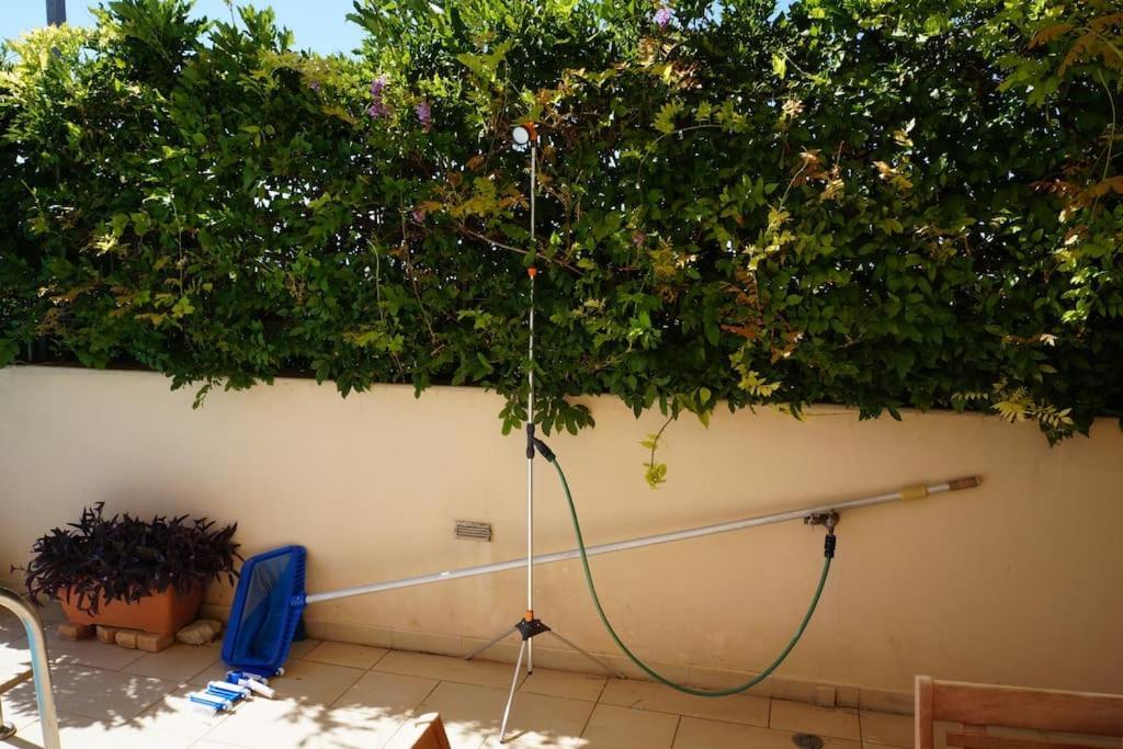 Apartment With A Garden, Bbq, Swimming Pool And Jacuzzi Ντράφι Εξωτερικό φωτογραφία