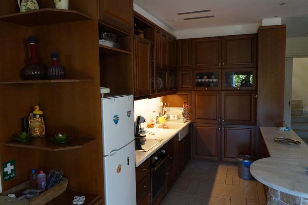 Apartment With A Garden, Bbq, Swimming Pool And Jacuzzi Ντράφι Εξωτερικό φωτογραφία